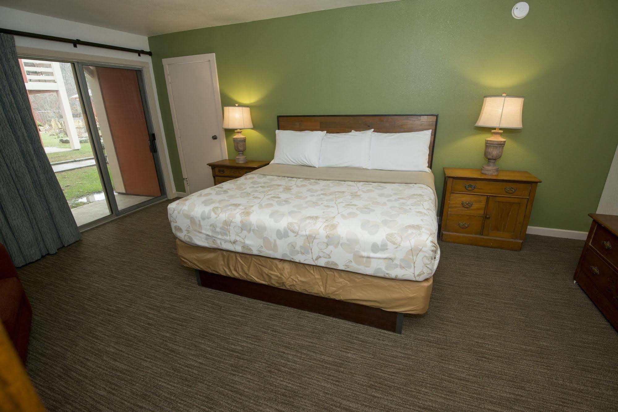 Brown County Inn Nashville Exterior foto